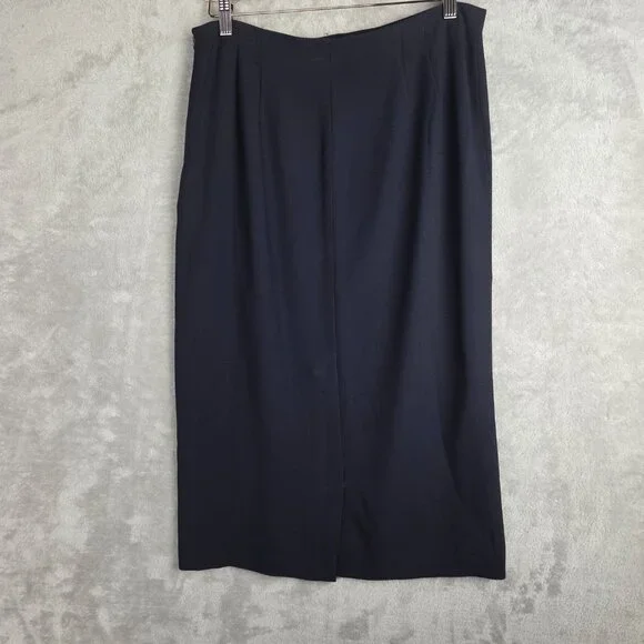 Liz Claiborne Classics Women's Purple Skirt, Size 14 - Picture 2 of 7